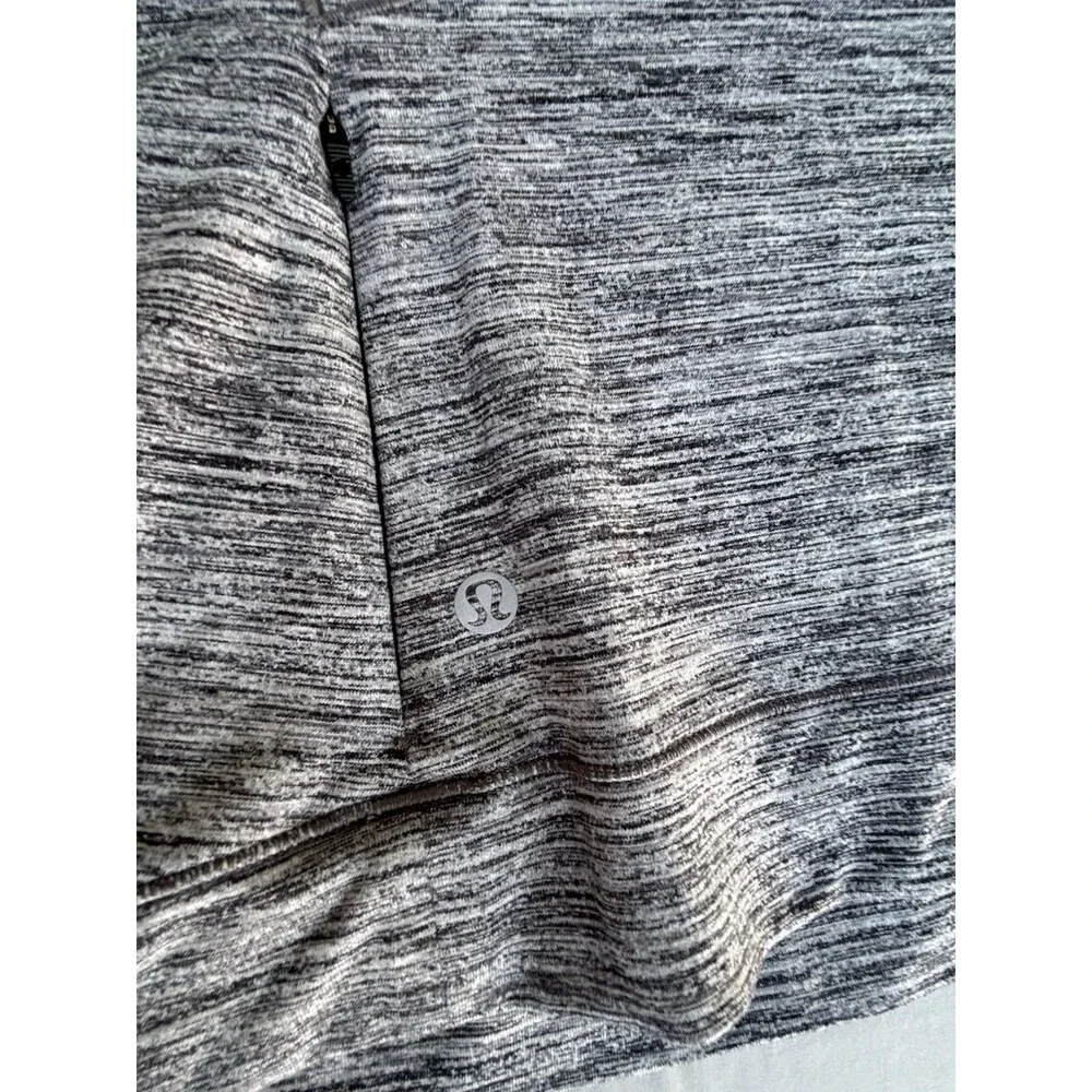 Lululemon Cypress Kiss Womens 6 Grey Long Sleeve Athleisure Train Running Shirt